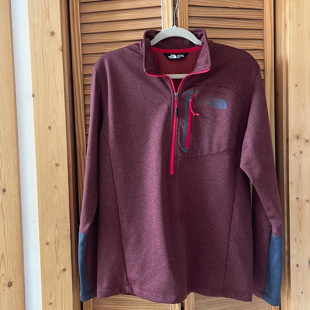 The North Face Mens Pullover